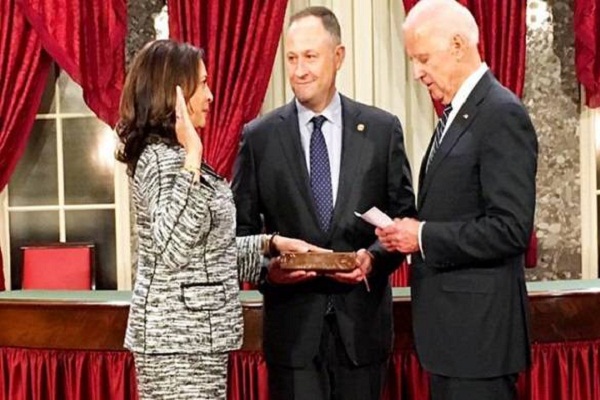 5 Indian-Americans take oath