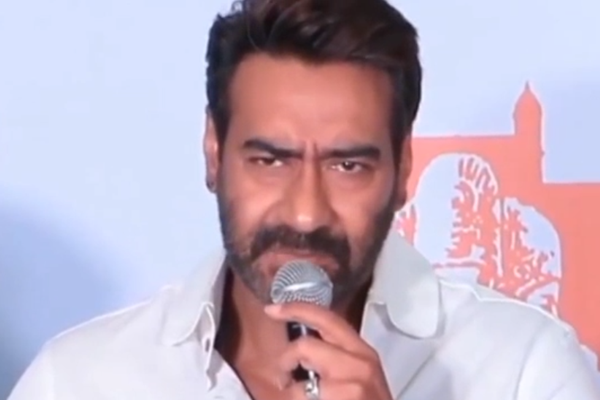 Ajay Devgn MAYDAY release on Eid 2022