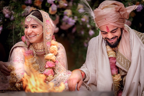 Anushka - Virat officially married