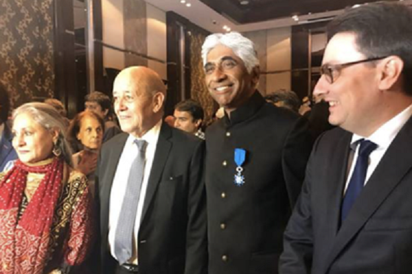 Ashok Amritraj decorated by French Gov`t