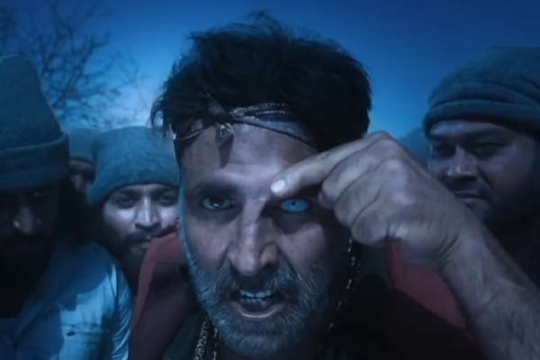 BACHCHAN PAANDEY song released