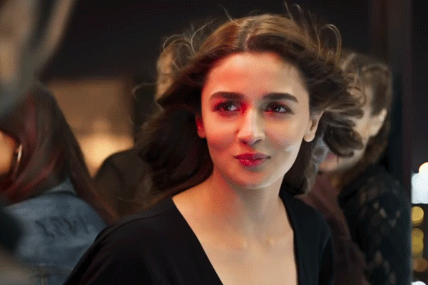 BRAHMASTRA collects a whopping Rs 200 crores