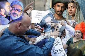 Bhansali`s effigy burnt