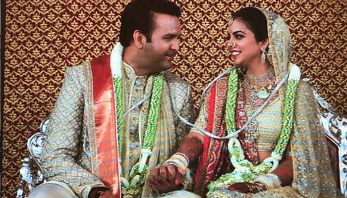 Isha Ambani & Anand Piramal tie the knot