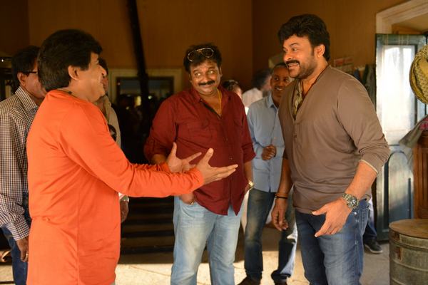 Kareena, Sonakshi no to Chiranjeevi