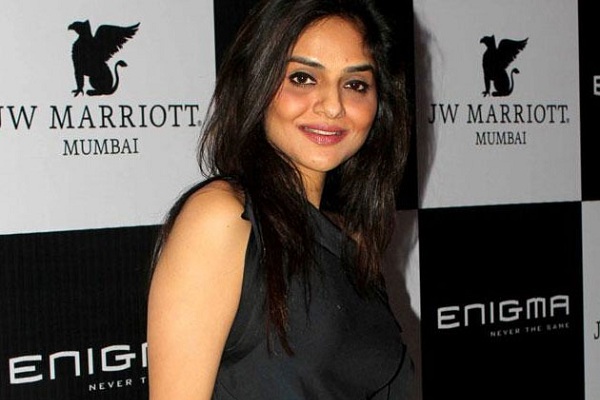 Madhoo back in Bollywood