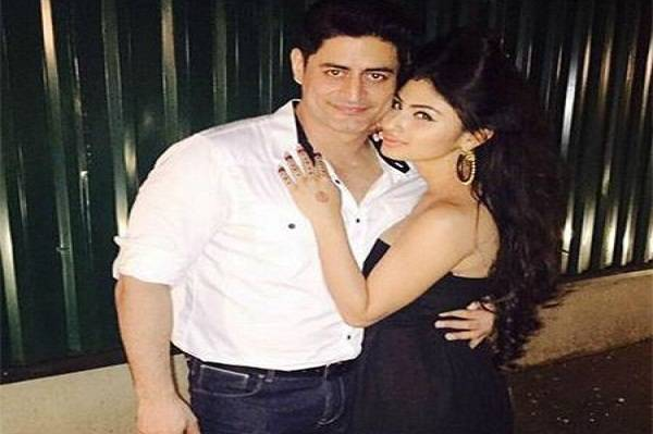 Mouni wishes Raina , calls `rockstar`