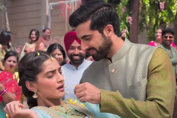 Movie Review: Ek Ladki Ko Dekha toh Aisa Laga