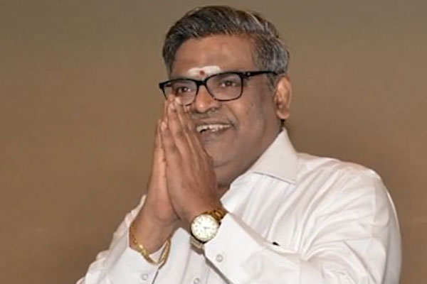 Noted Telugu lyricist passes away