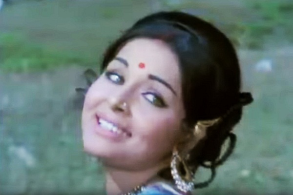 Raakhee to be back