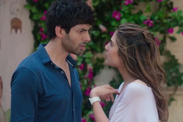 Review of film LOVE AAJ KAL