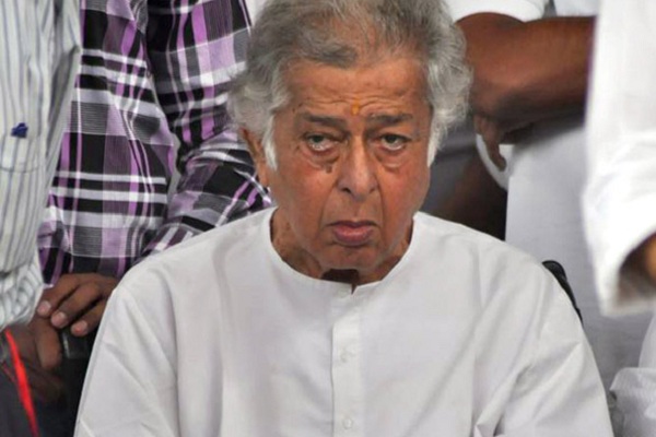 Shashi Kapoor passes away