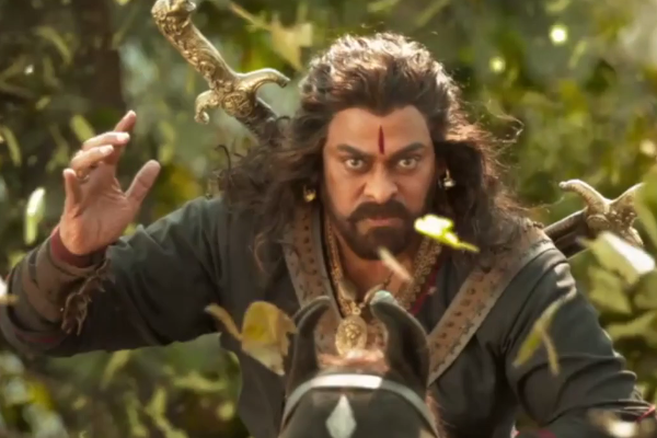Teaser launch of SYERAA: Chiranjeevi calls Amitabh mentor