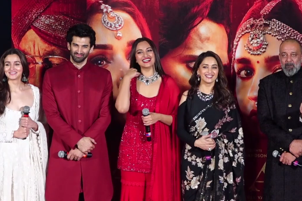 Teaser launch of kalank