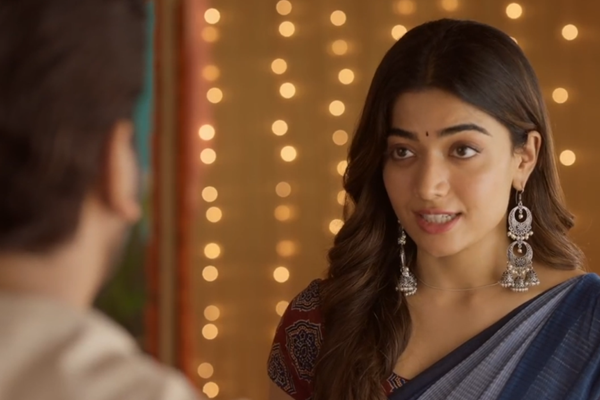 Trailer of Telugu film AADAVALLU MEEKU JOHAARLU