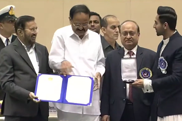 Vice President gives National Film Awards