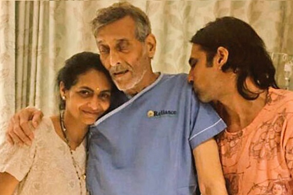 Vinod Khanna passes away