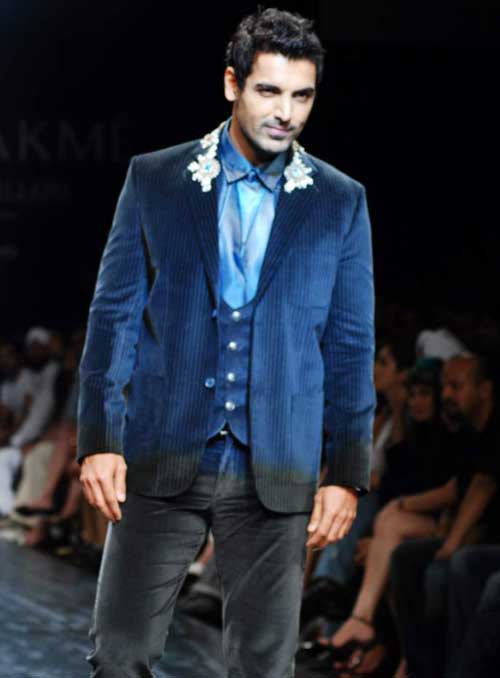 John Abraham looks for designer