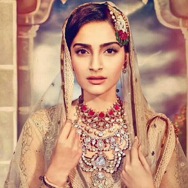 Sonam desi bride dance 